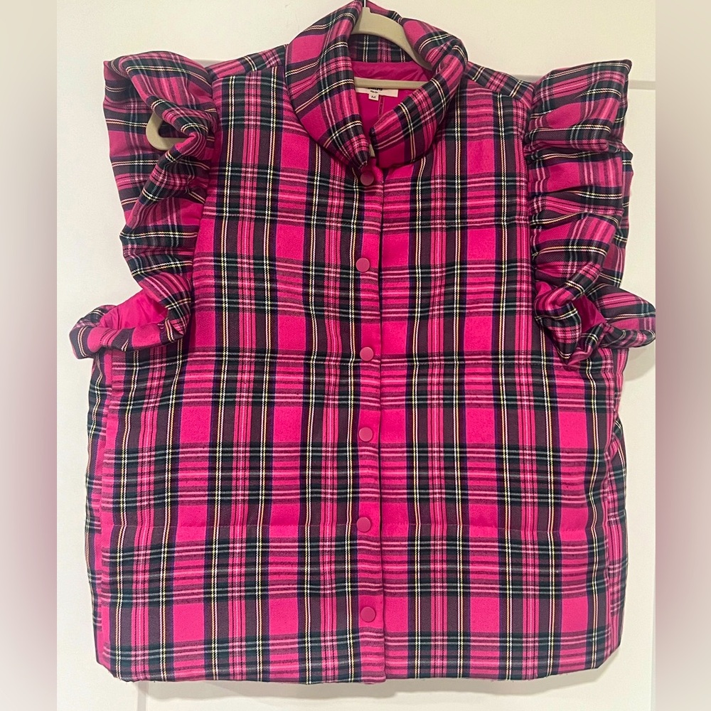 Entro plaid puffer vest with ruffle sleeve